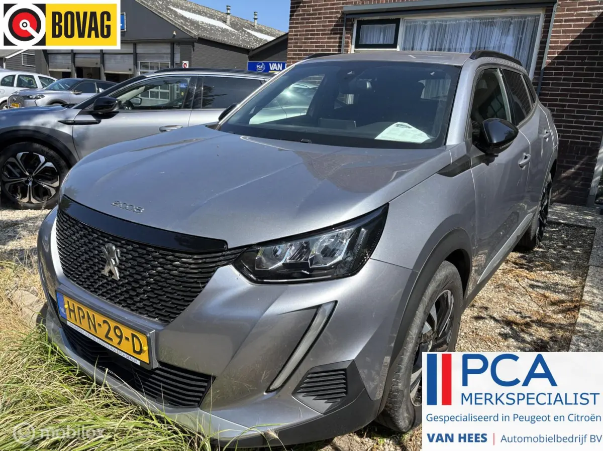 1.2 PureTech Allure 130 pk navigatie en camera cruise control