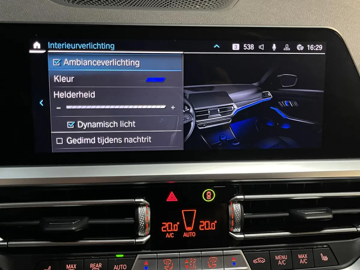 330e xDrive Sport Line 18"/Sportstoelen + memory/Stoel + stuurverwarming/Keyless/PDC/Apple Carplay & Android Auto