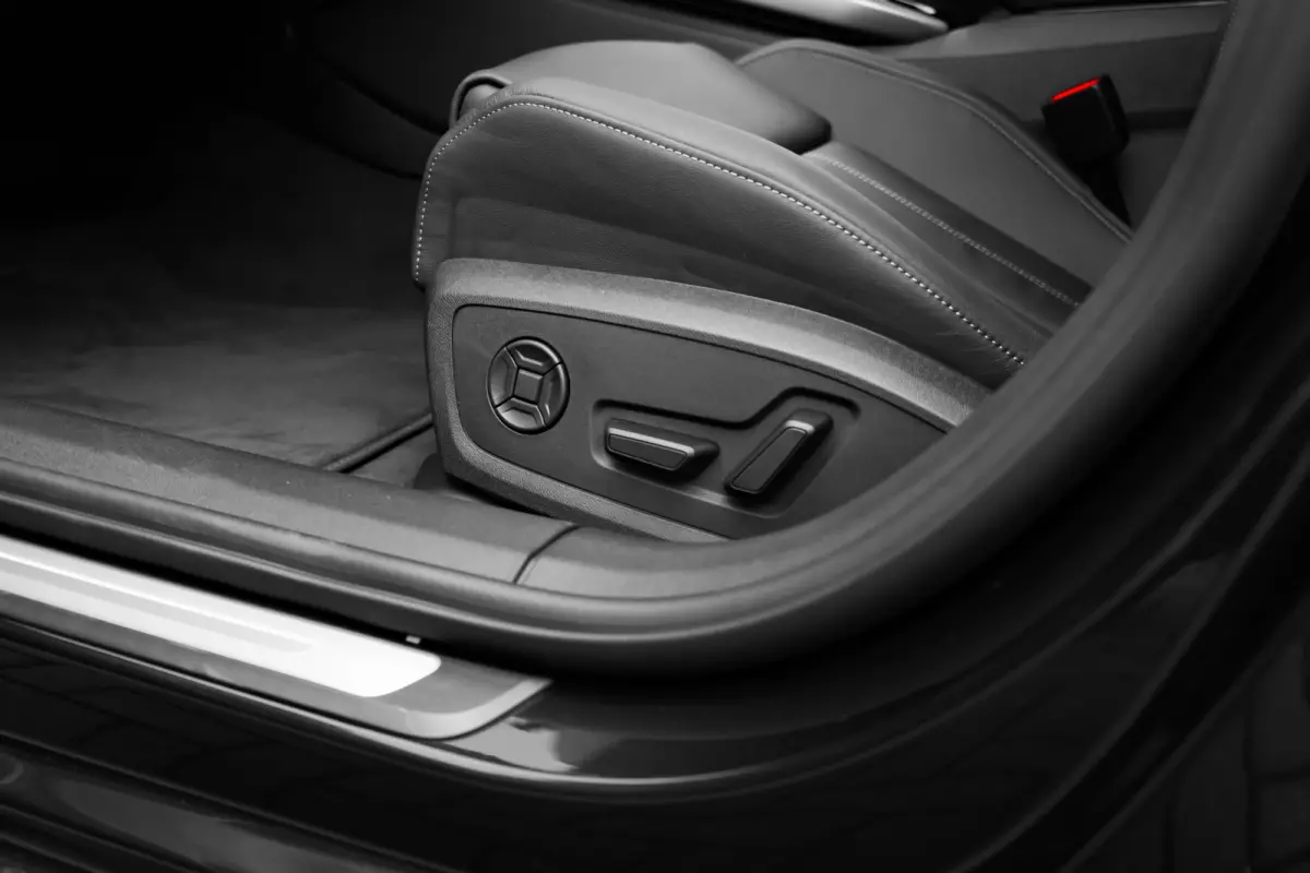 Advanced edition | Adaptive cruise control | Airconditioning 4-zones | Audi sound system