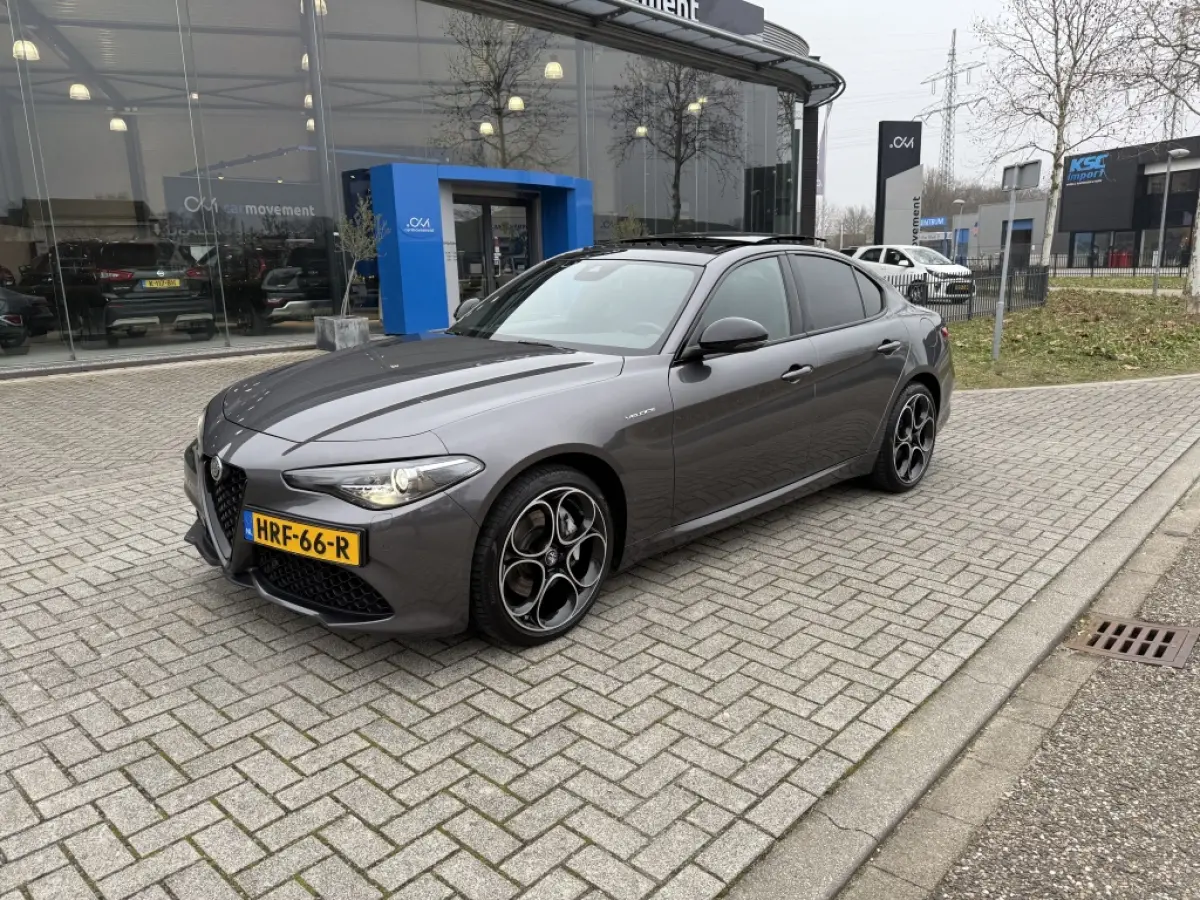 2.0 T Q4 Veloce AWD 280PK | Panoramadak | ACC | Navi
