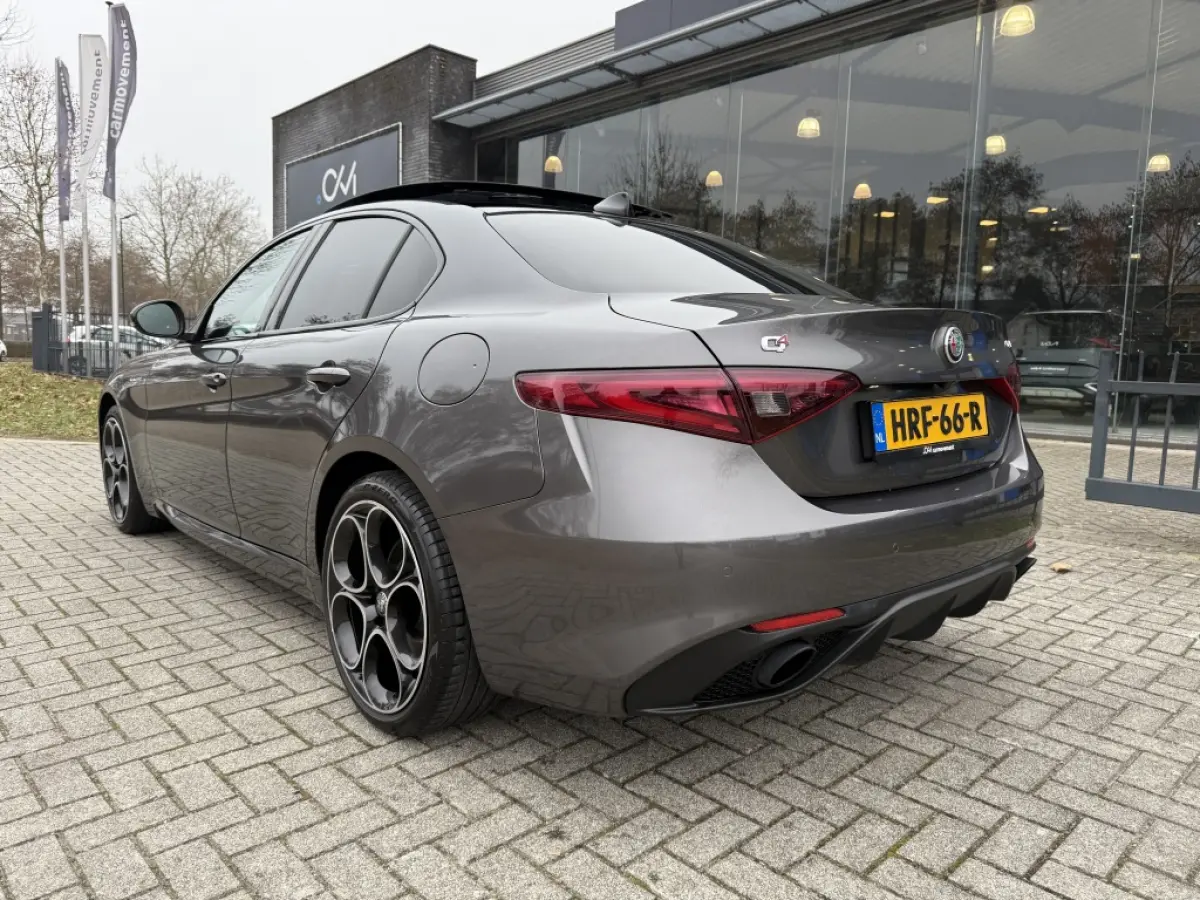 2.0 T Q4 Veloce AWD 280PK | Panoramadak | ACC | Navi