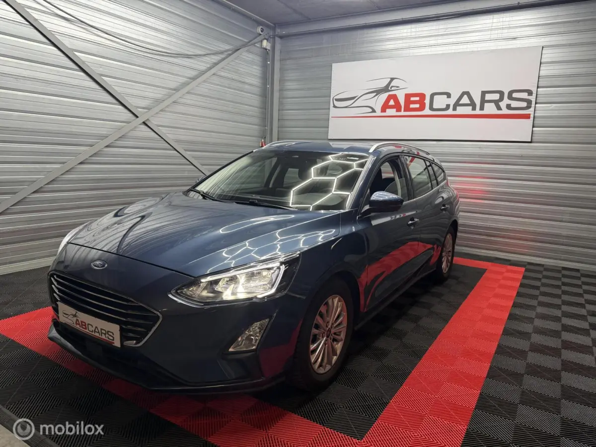 1.0 EcoBoost Hybrid Titanium X Business