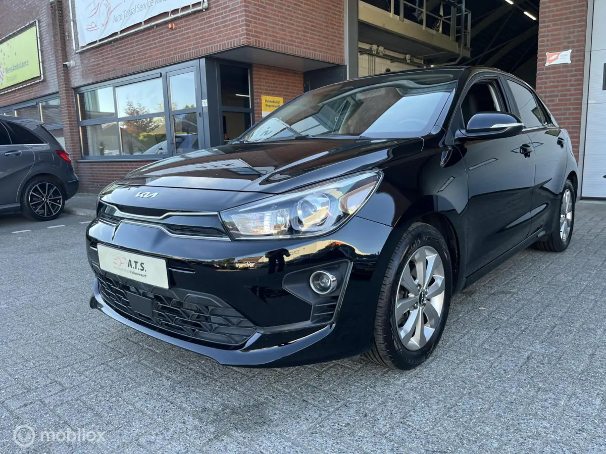 1.0 T-GDi MHEV DynamicLine CRUISE*CAMERA*NAVI*PDC*