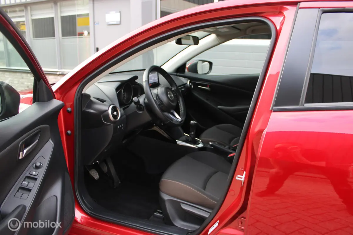 1.5 Skyactiv-G Style Selected | Carplay | Camera | Cruise | Led | NL Auto.