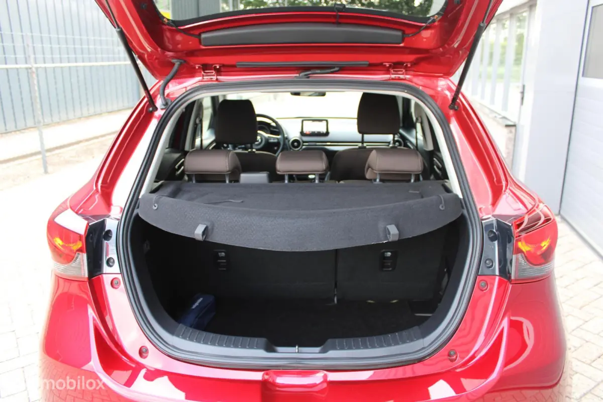 1.5 Skyactiv-G Style Selected | Carplay | Camera | Cruise | Led | NL Auto.