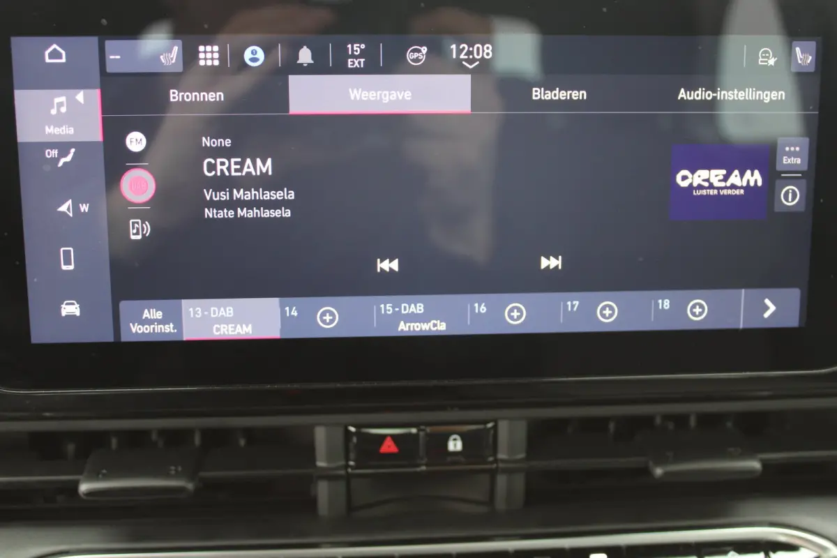 500e / Cabrio/elektrisch Icon 24 kWh / Cabrio / Navigatie / Voorstoelen Verwarmd / Bluetooth / Cruise Control /