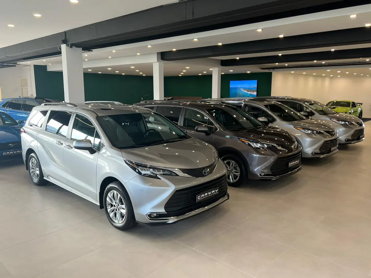 2.5 Hybrid Luxe XLE