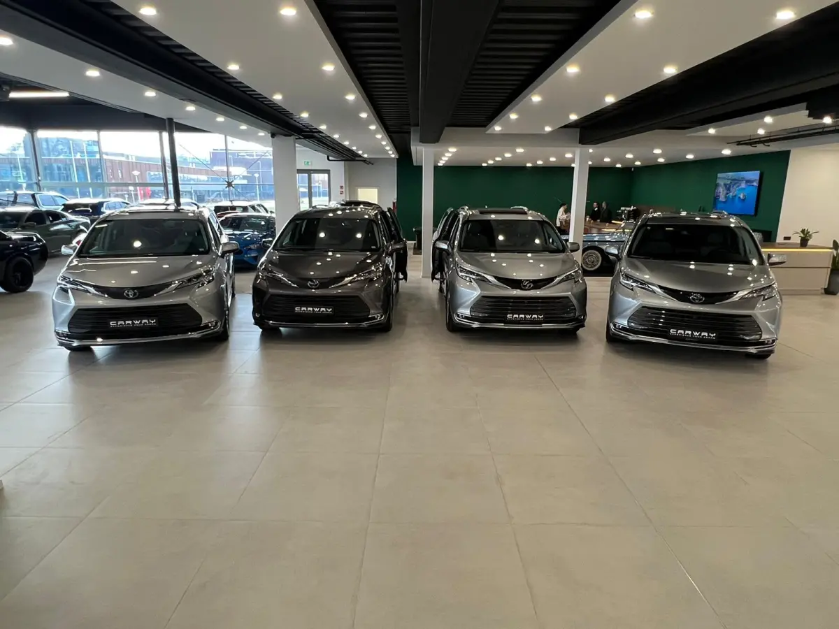 2.5 Hybrid Luxe XLE