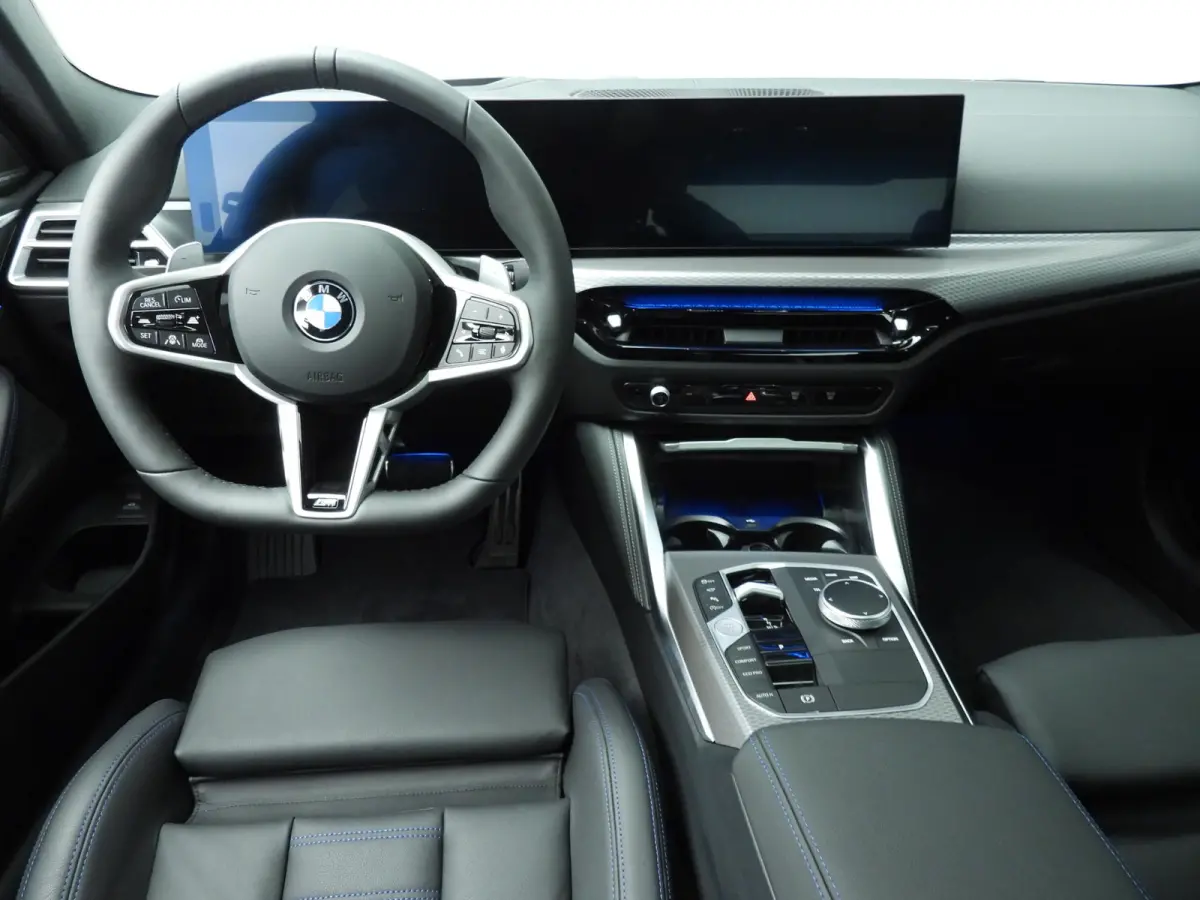 430i xDrive | M-Sportpakket | LED | Leder | HUD | Active cruise | Schuifdak | Elektr. zetels | DAB | Harman-kardon sound | Alu 19 inch