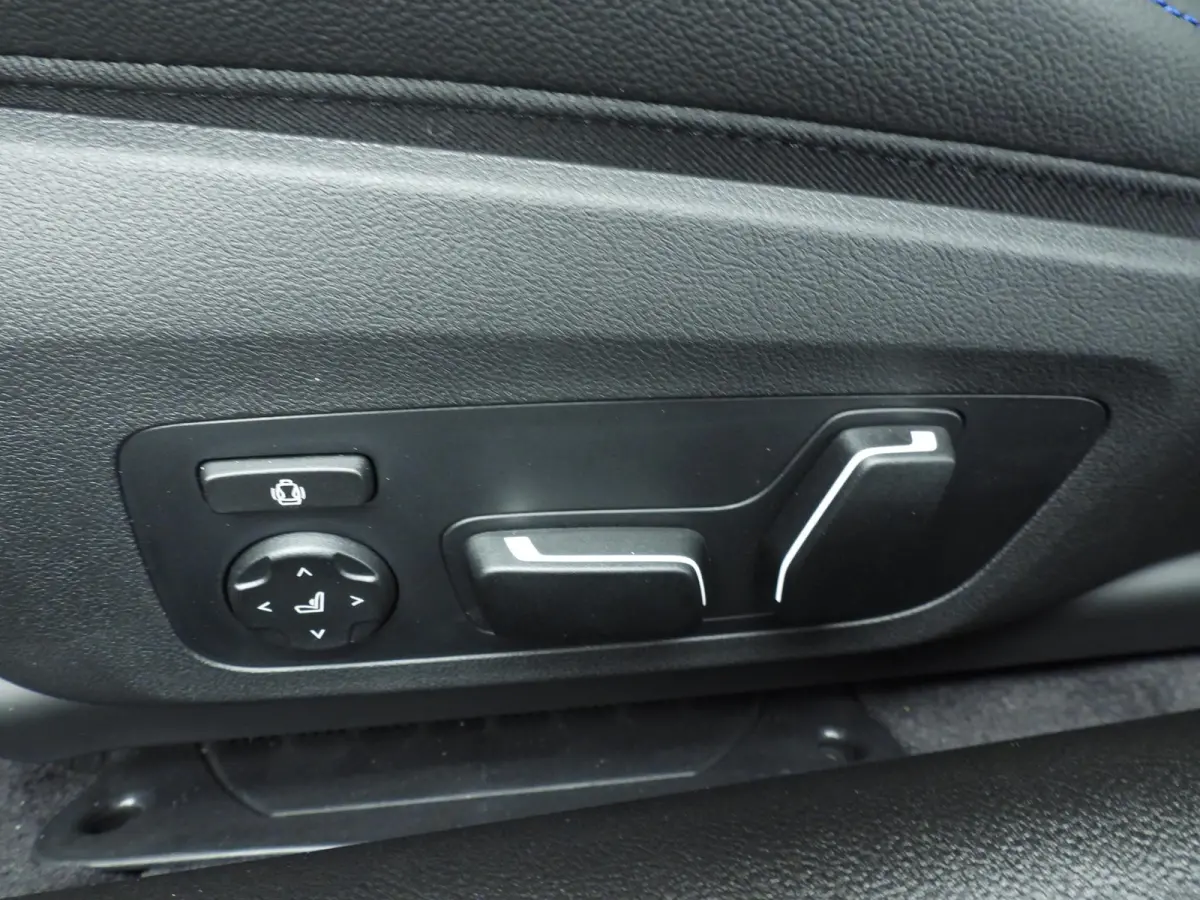 430i xDrive | M-Sportpakket | LED | Leder | HUD | Active cruise | Schuifdak | Elektr. zetels | DAB | Harman-kardon sound | Alu 19 inch