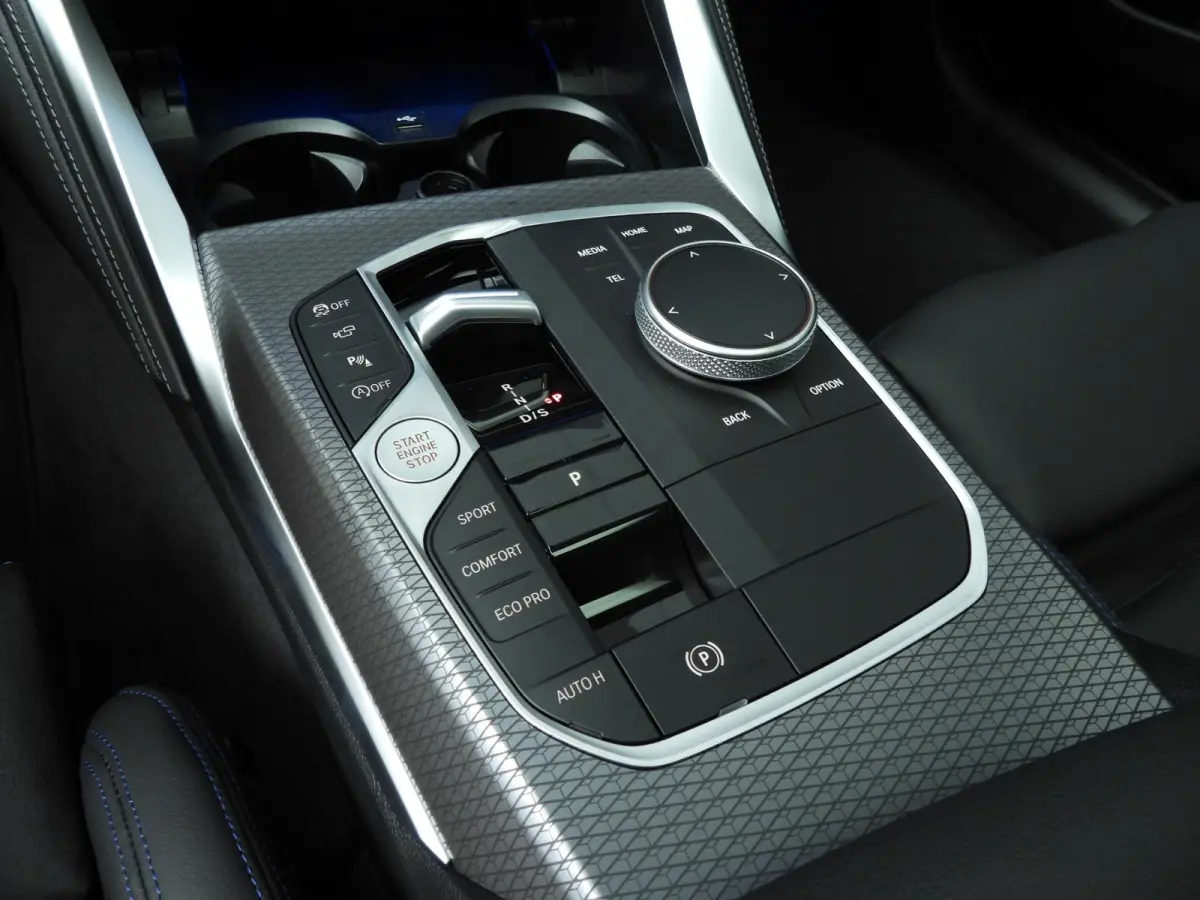 430i xDrive | M-Sportpakket | LED | Leder | HUD | Active cruise | Schuifdak | Elektr. zetels | DAB | Harman-kardon sound | Alu 19 inch