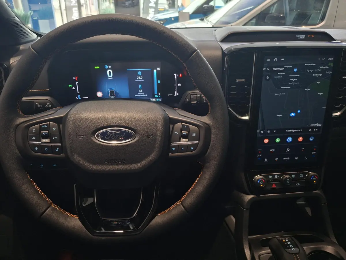Wildtrak PHEV | DUBBELE CABINE | TREKHAAK | 18 INCH VELGEN | NAVIGATIE | STOEL- EN STUURVERWARMING | PARKEERSENSOREN VÓÓR | ALARM MET BEWEGINGSSENSOREN | ADAPTIEVE CRUISE CONTROL | POWER R