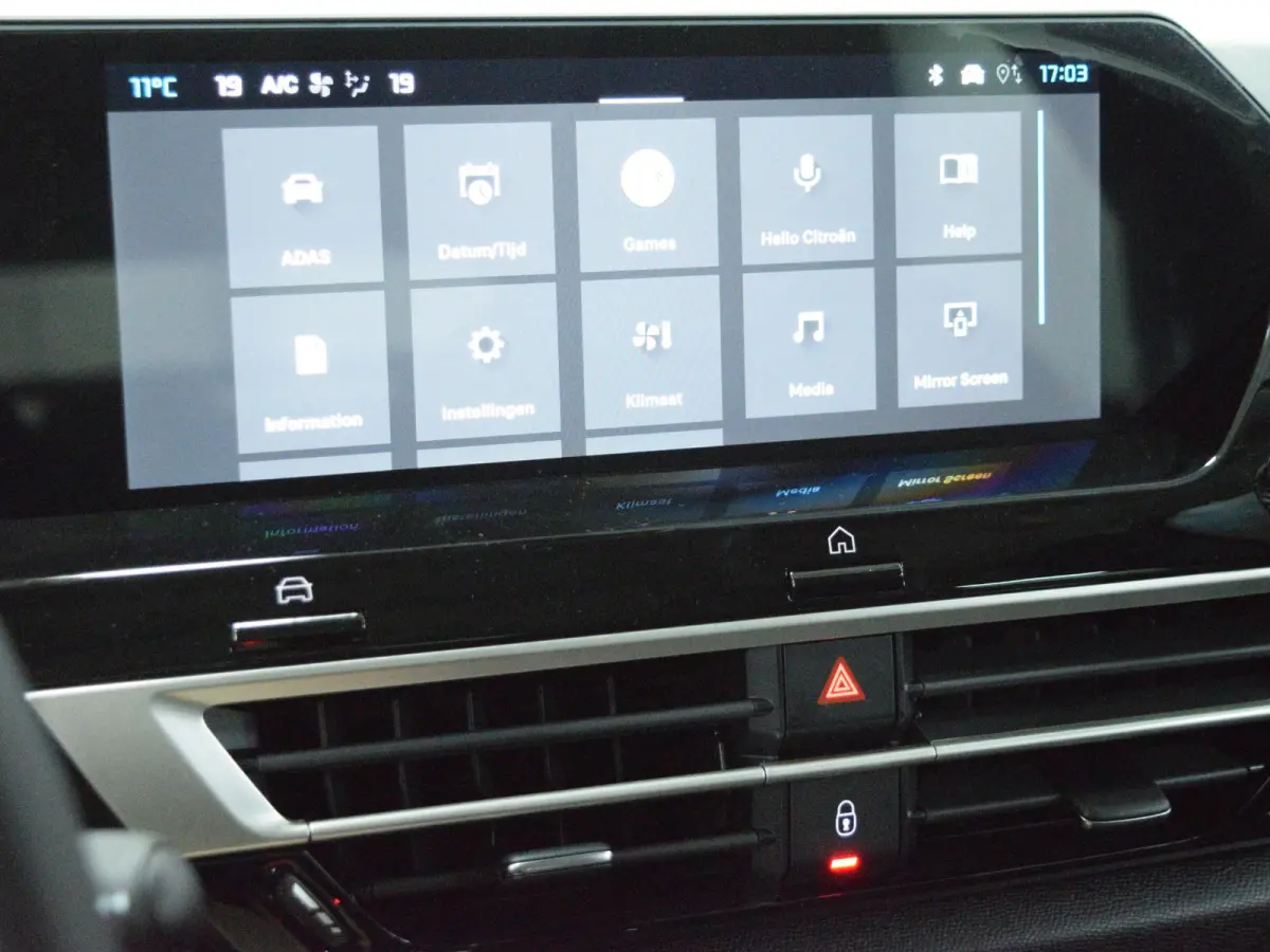 1.2 Hybrid 145pk Collection CAMERA MET SENSOREN | NAVI & CARPLAY | E.C.C. | STOELVERWARMING | UIT VOORRAAD LEVERBAAR