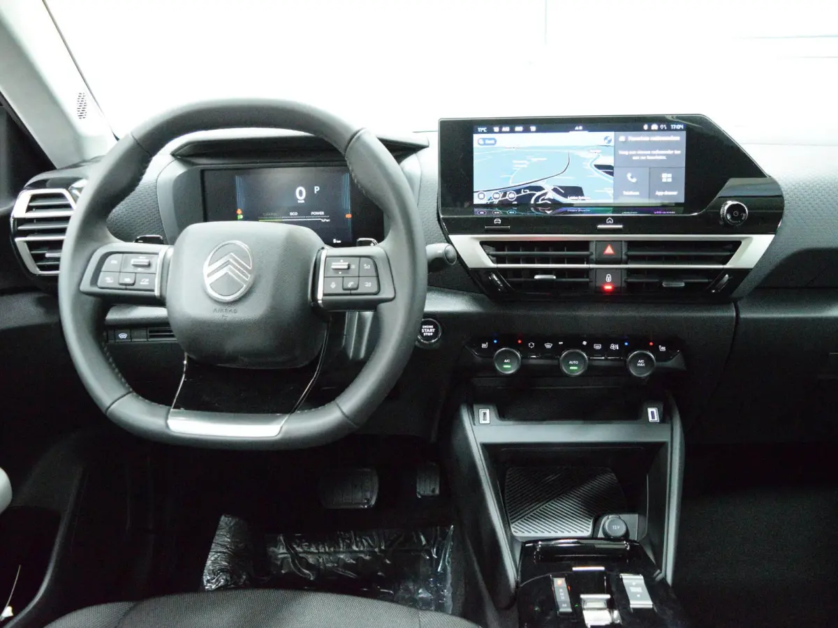 1.2 Hybrid 145pk Collection CAMERA MET SENSOREN | NAVI & CARPLAY | E.C.C. | STOELVERWARMING | UIT VOORRAAD LEVERBAAR