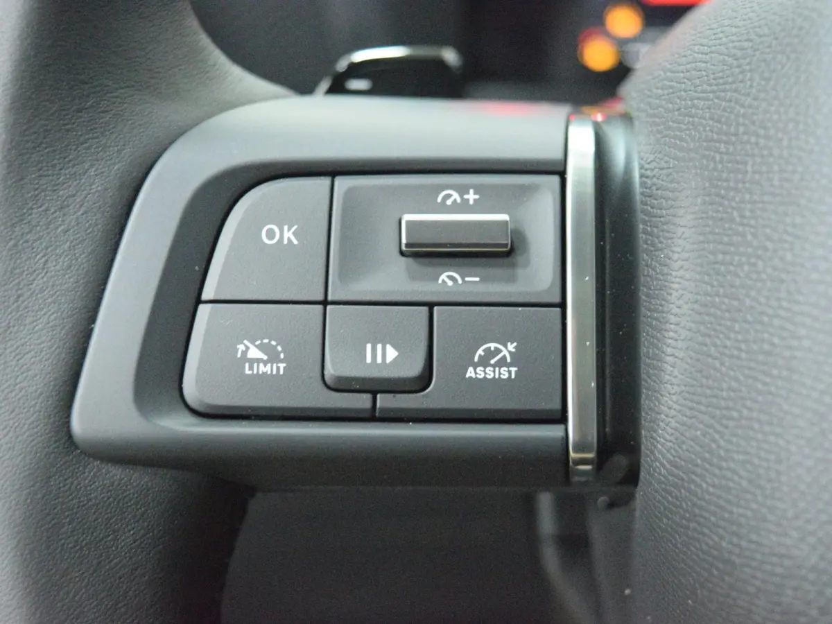 1.2 Hybrid 145pk Collection CAMERA MET SENSOREN | NAVI & CARPLAY | E.C.C. | STOELVERWARMING | UIT VOORRAAD LEVERBAAR