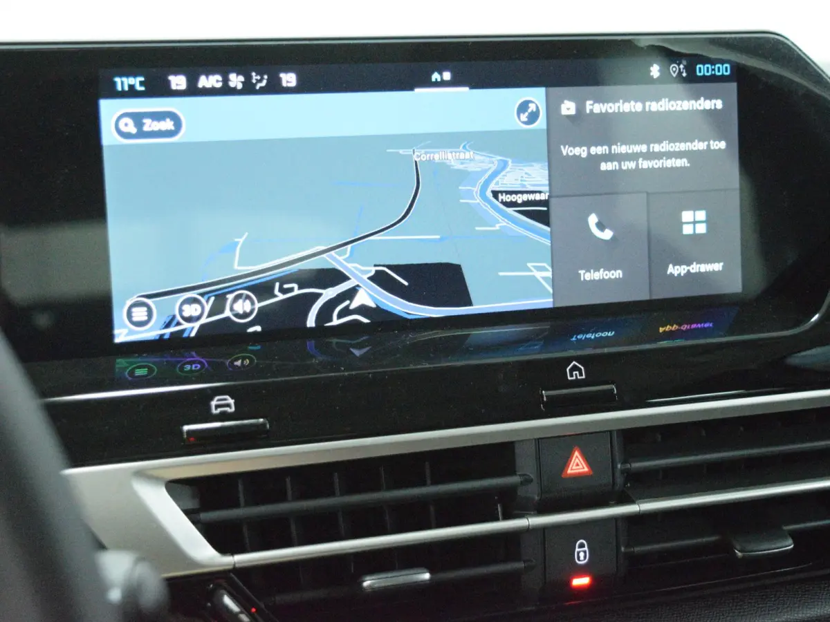 1.2 Hybrid 145pk Collection CAMERA MET SENSOREN | NAVI & CARPLAY | E.C.C. | STOELVERWARMING | UIT VOORRAAD LEVERBAAR