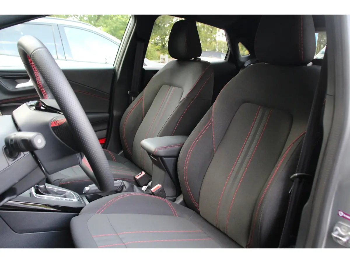 1.0EB ST-LINE AUTOMAAT | AFN TREKHAAK | WINTERPACK | ELEKTR ACHTERKLEP | COMFORT PACK | SNEL LEVERBAAR! | CRUISE | PARKEERSENSOREN | CAMERA I