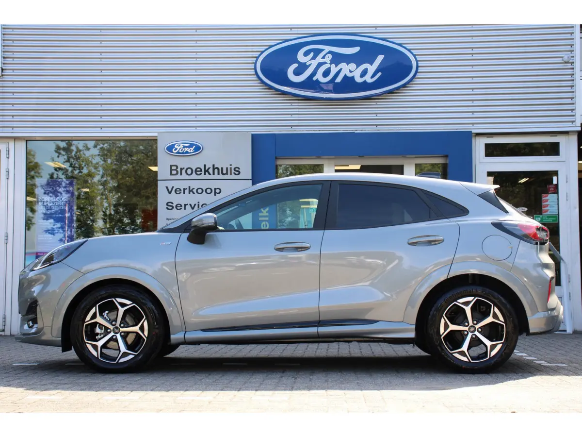 1.0EB ST-LINE AUTOMAAT | AFN TREKHAAK | WINTERPACK | ELEKTR ACHTERKLEP | COMFORT PACK | SNEL LEVERBAAR! | CRUISE | PARKEERSENSOREN | CAMERA I