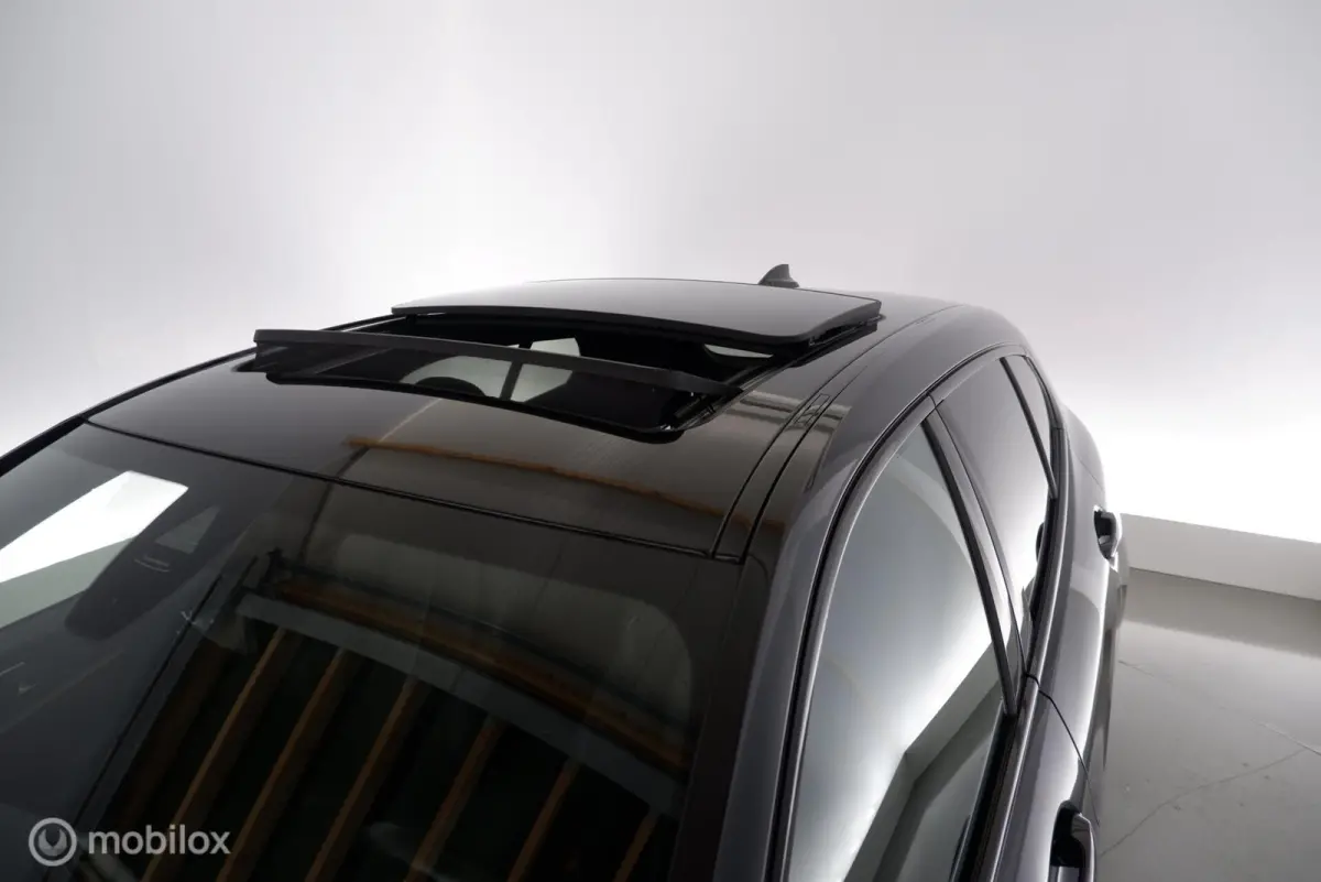 118i M-Sport Introduction Edition leer|panorama|led|cam|nav|dab|ecc|lmv17