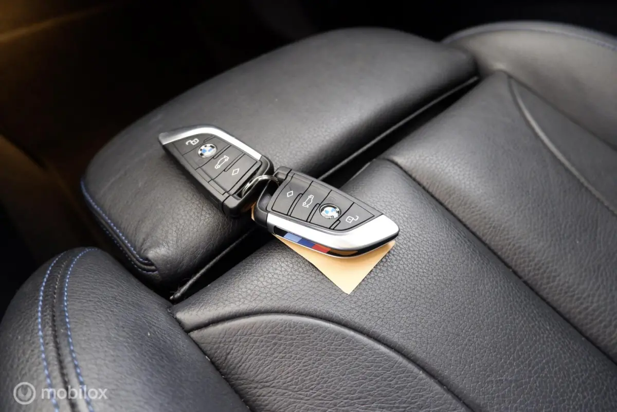 118i M-Sport Introduction Edition leer|panorama|led|cam|nav|dab|ecc|lmv17