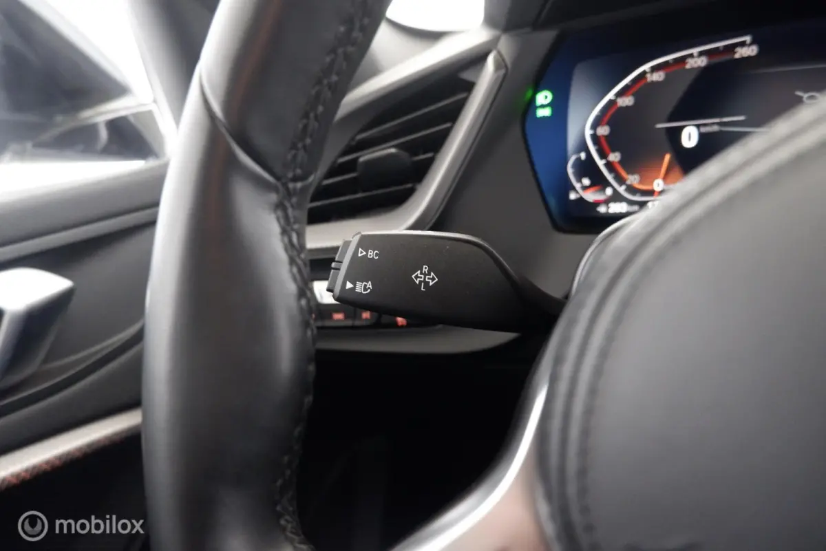 118i M-Sport Introduction Edition leer|panorama|led|cam|nav|dab|ecc|lmv17