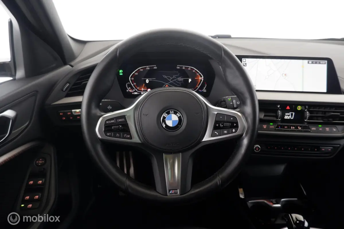 118i M-Sport Introduction Edition leer|panorama|led|cam|nav|dab|ecc|lmv17
