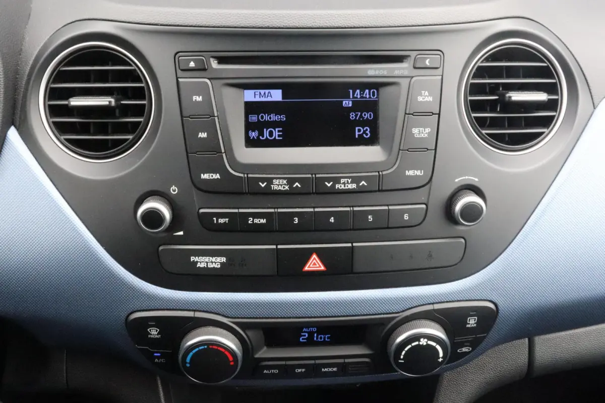 1.0i i-MOTION & COMFORT, CRUISE, CLIMATE, BLUETOOTH