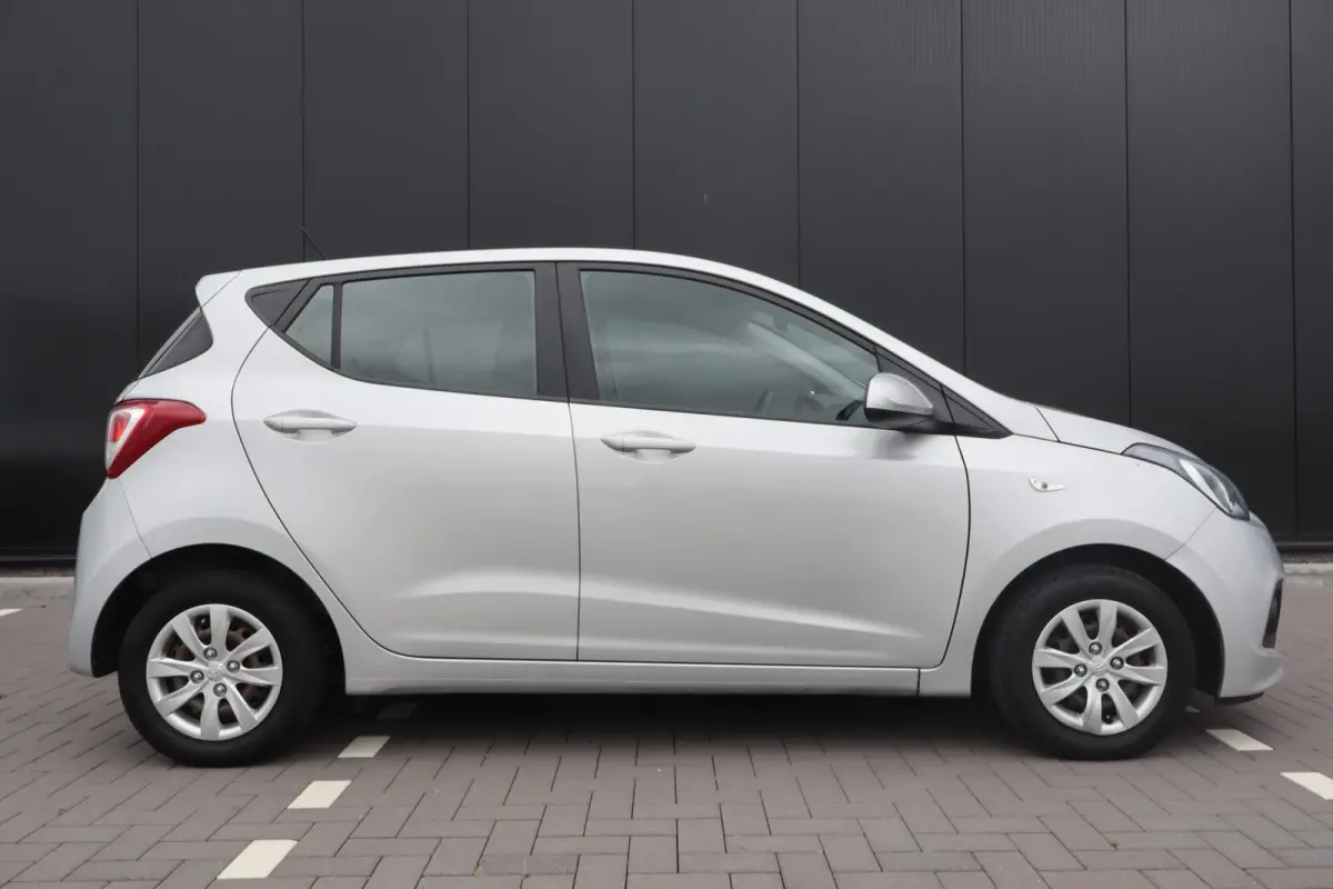 1.0i i-MOTION & COMFORT, CRUISE, CLIMATE, BLUETOOTH