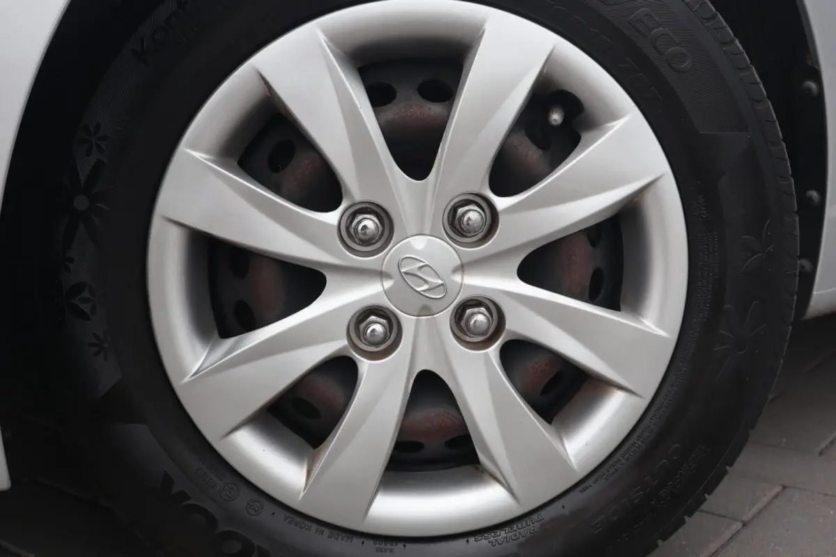 1.0i i-MOTION & COMFORT, CRUISE, CLIMATE, BLUETOOTH