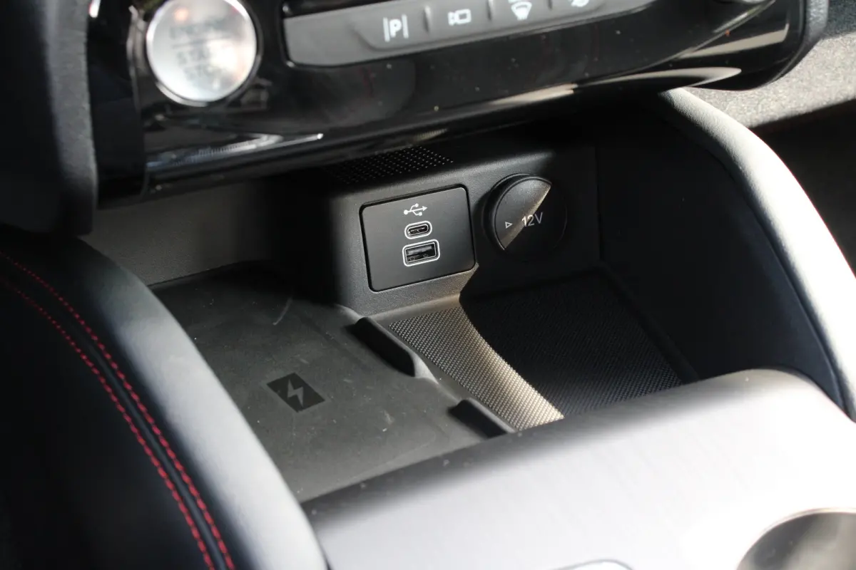 2.5 PHEV ST-Line X | DIRECT RIJDEN! | DEMO DEAL! | VOL! | BLACK PACK | PANO DAK | MATRIX LED | ELEKTR TREKHAAK | 20'' LMV | ADAPTIVE CRUISE |