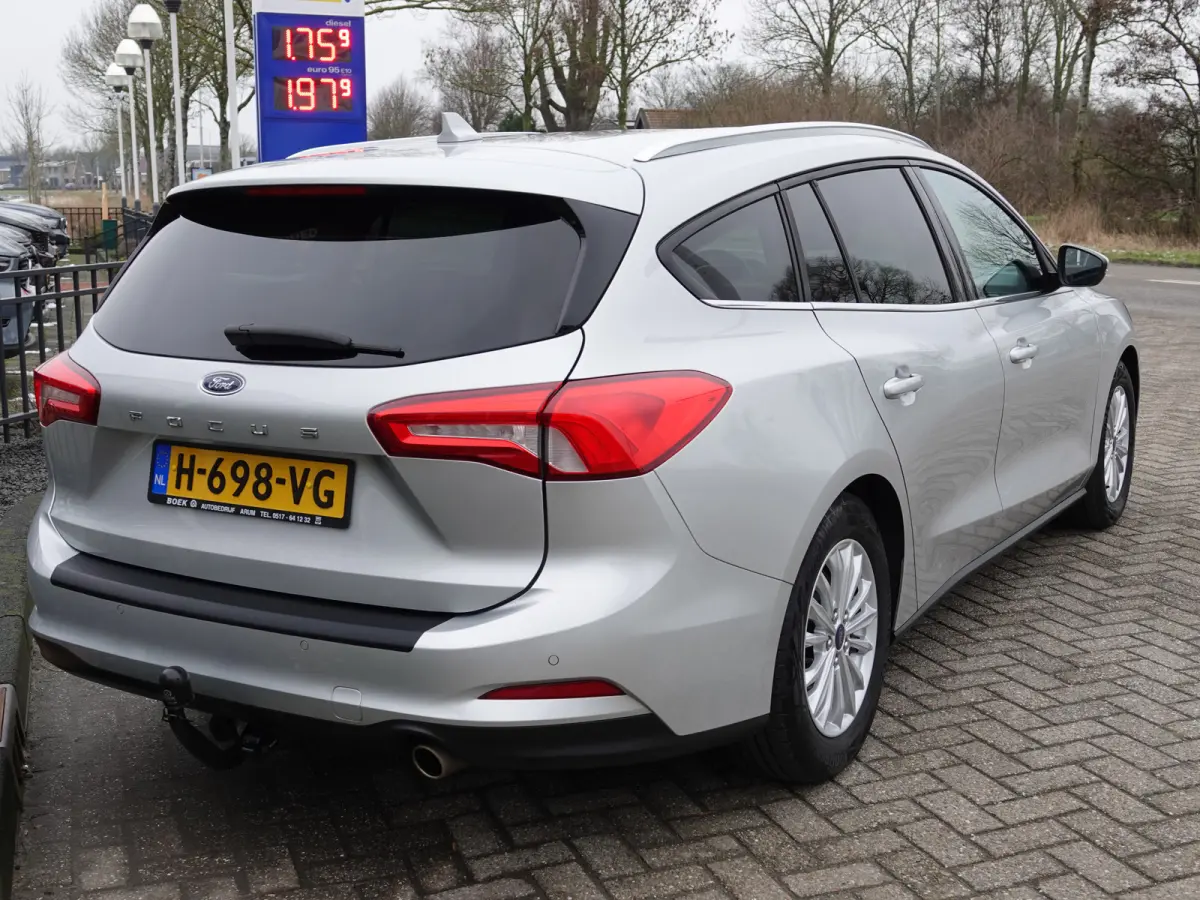 1.0 EcoBoost 125PK Titanium AUTOM. | TREKH. | WINTER | NAVI | CRUISE