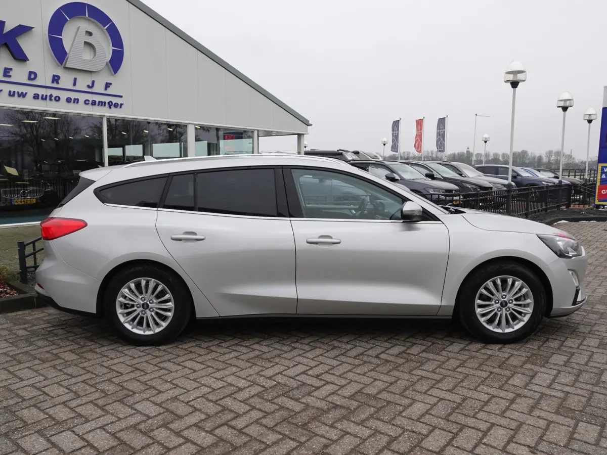 1.0 EcoBoost 125PK Titanium AUTOM. | TREKH. | WINTER | NAVI | CRUISE