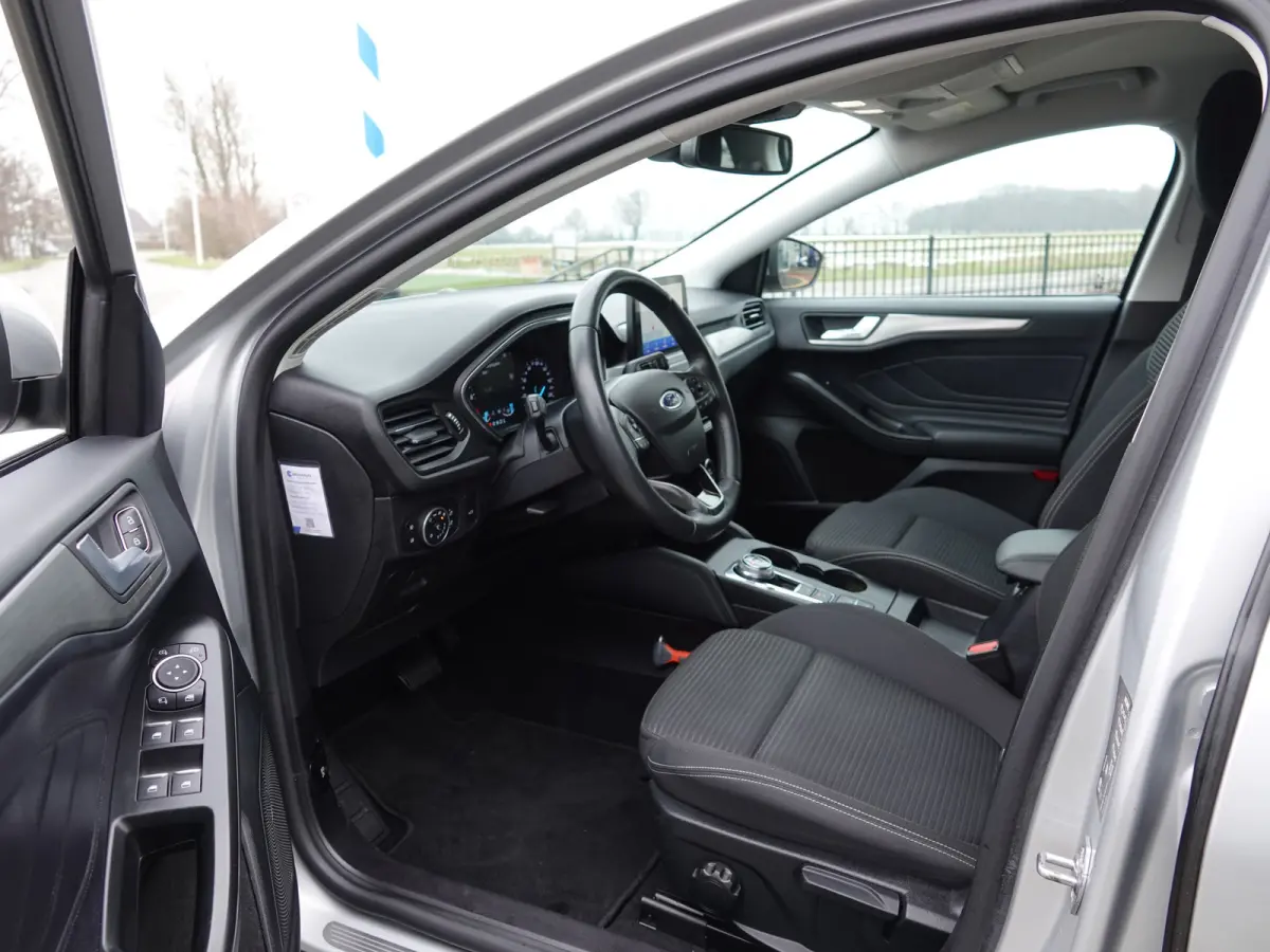 1.0 EcoBoost 125PK Titanium AUTOM. | TREKH. | WINTER | NAVI | CRUISE