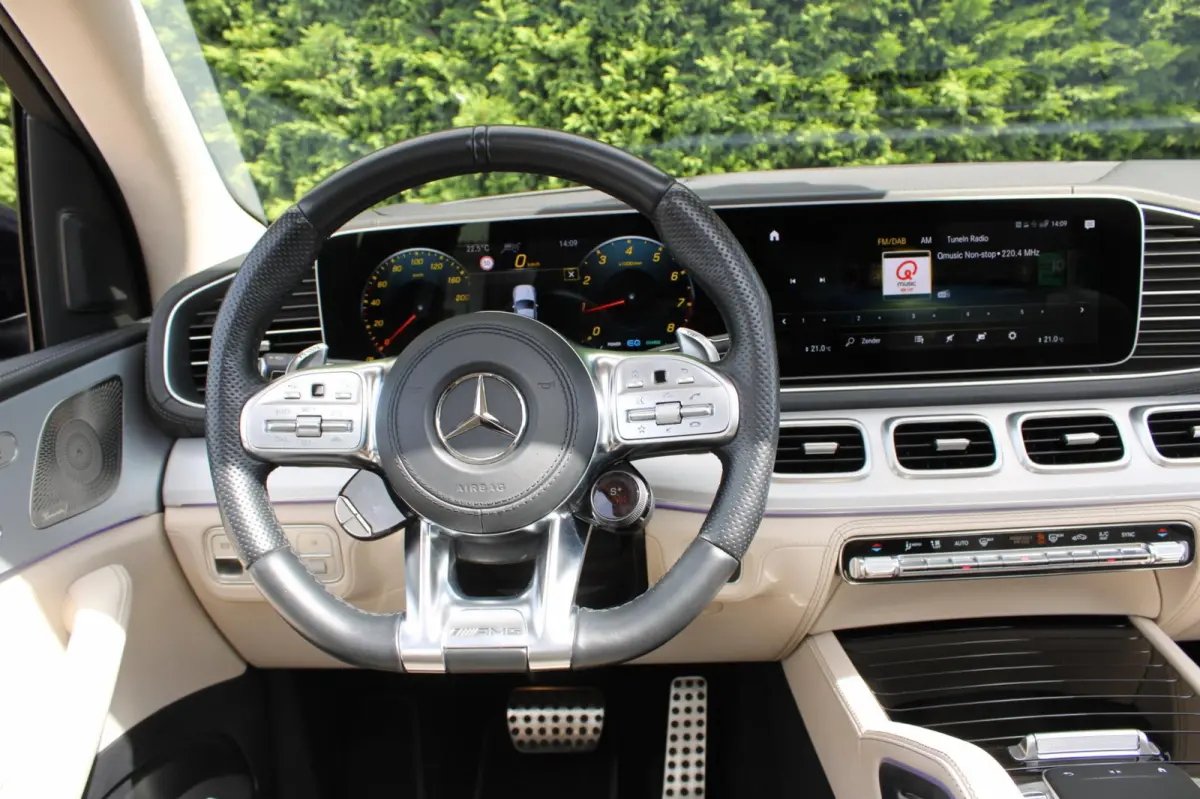 AMG 53 4MATIC+ Panodak Burmester Softclose 22INCH 435PK