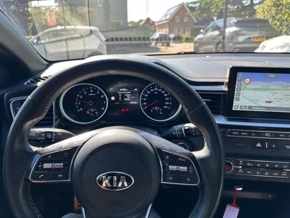 1.0 T-GDI GT-Line|1e eigenaar|Key Less|LED|Navi