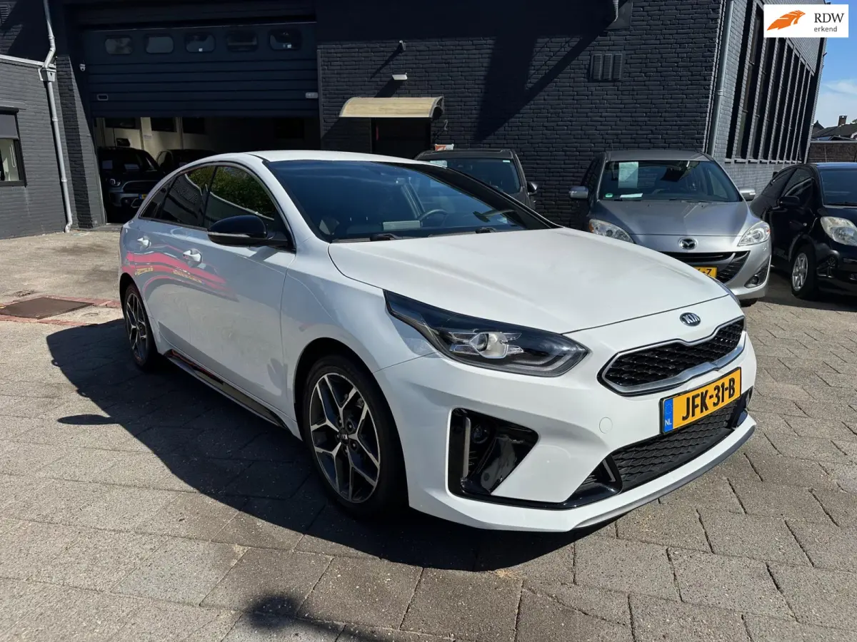 1.0 T-GDI GT-Line|1e eigenaar|Key Less|LED|Navi