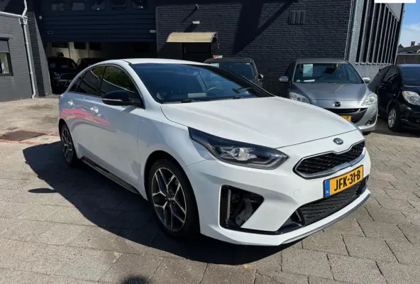 1.0 T-GDI GT-Line|1e eigenaar|Key Less|LED|Navi