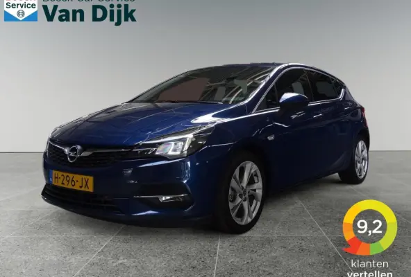 1.2 Launch Elegance 110pk / Camera / Carplay /