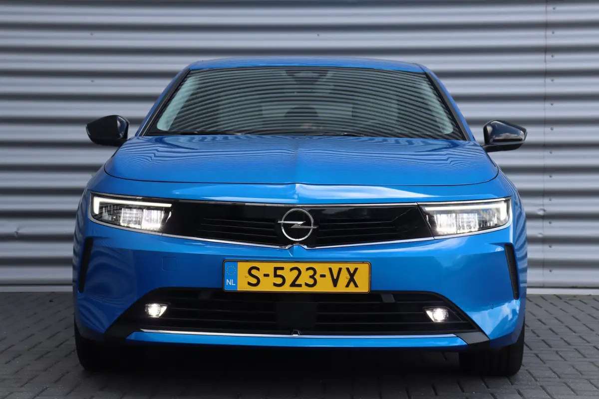 1.2 TURBO 130PK GS-LINE AUTOMAAT / NAVI / HALF-LEDER / CLIMA / LED / PDC / AGR / 17" LMV / CAMERA / KEYLESS / ADAPT. CRUISECONTROL / NIEUWSTAAT !!