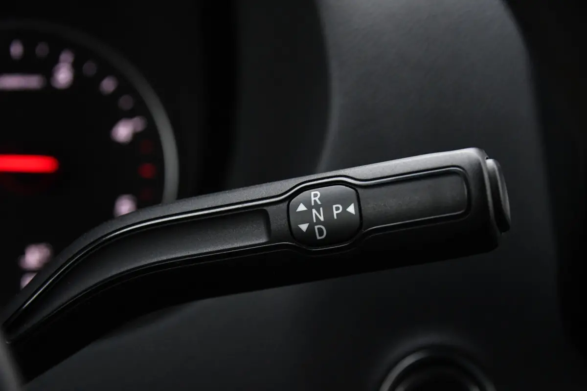 319 V6 3.0 CDI L2H2 Camera, Cruise, 10,5'' Mbux, Automaat, Carplay, Multimedia, Trekhaak, Uniek!