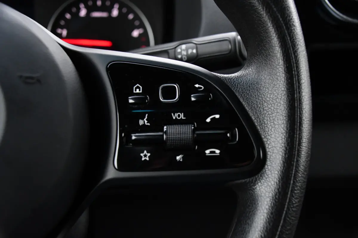319 V6 3.0 CDI L2H2 Camera, Cruise, 10,5'' Mbux, Automaat, Carplay, Multimedia, Trekhaak, Uniek!