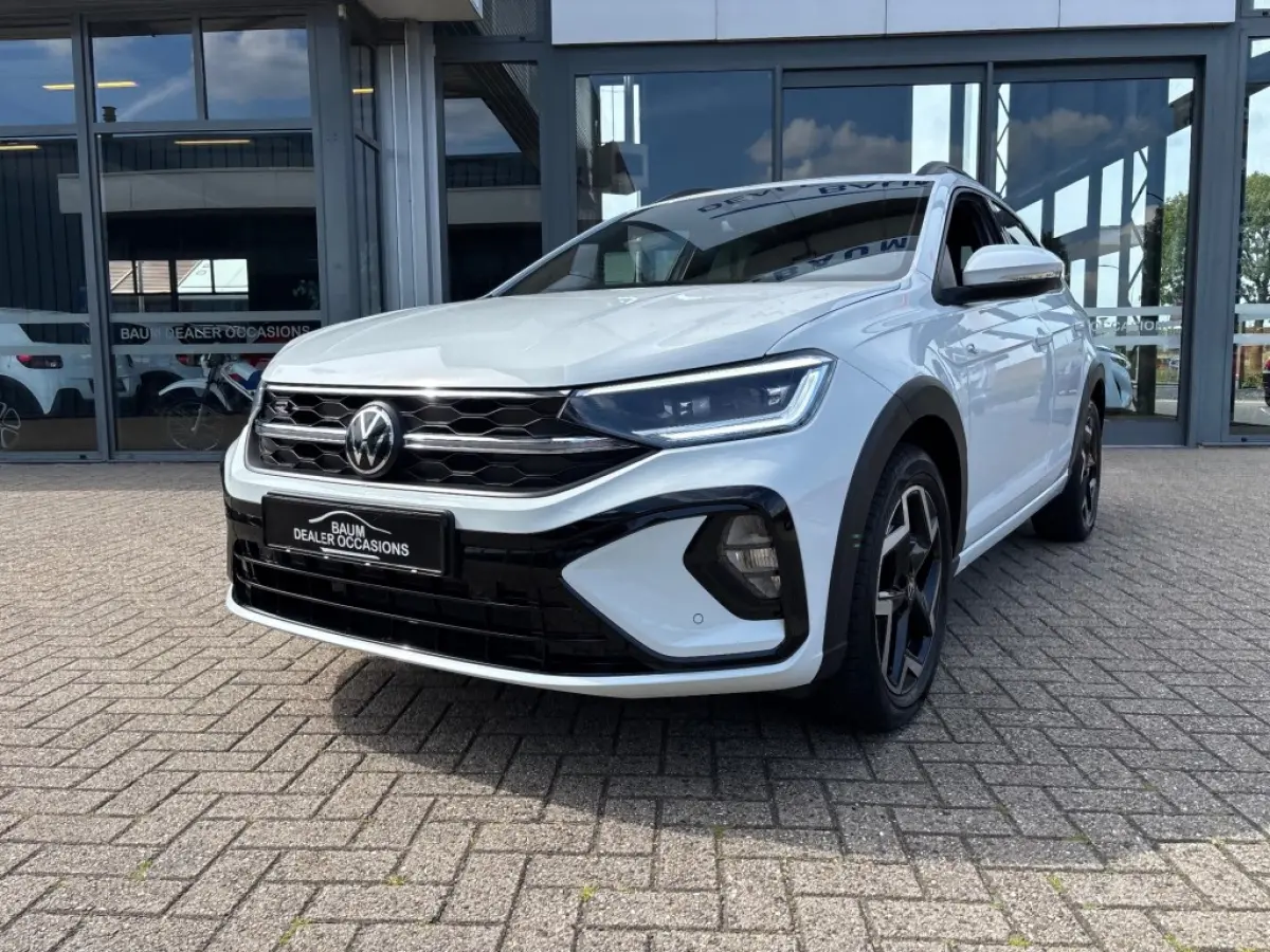 1.0 TSI R-LINE AIRCO NAVI CARPLAY PDC STOELVERW.