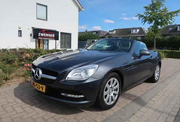 200 Aut PANORAMADAK|AIRSCARF|NAVIGATIE|LED|LEDER|PDC|ZEER MOOI