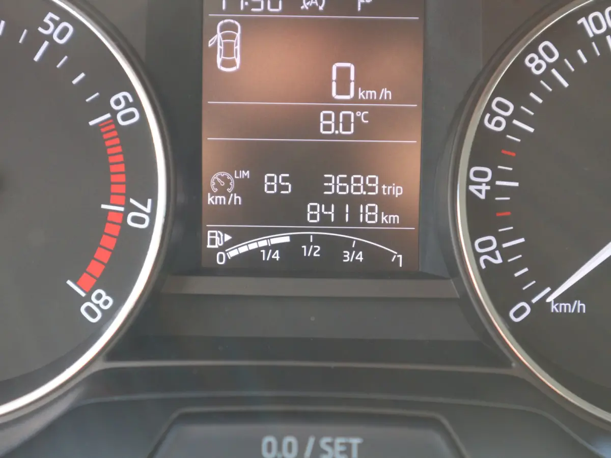 1.2 TSI Drive AUTOMAAT CRUISE AIRCO 84098 KM