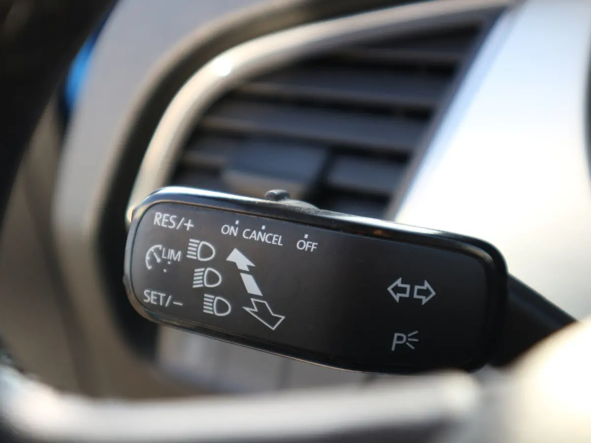1.2 TSI Drive AUTOMAAT CRUISE AIRCO 84098 KM