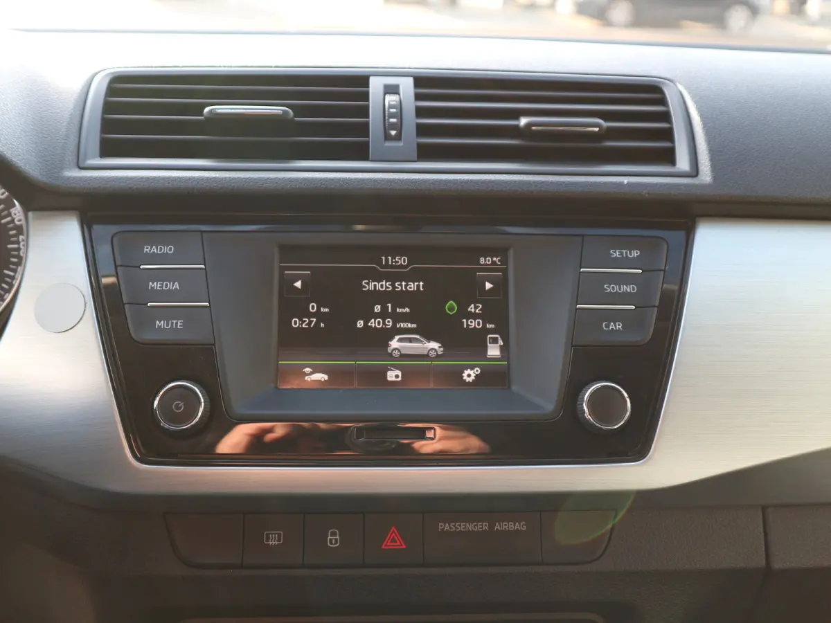 1.2 TSI Drive AUTOMAAT CRUISE AIRCO 84098 KM