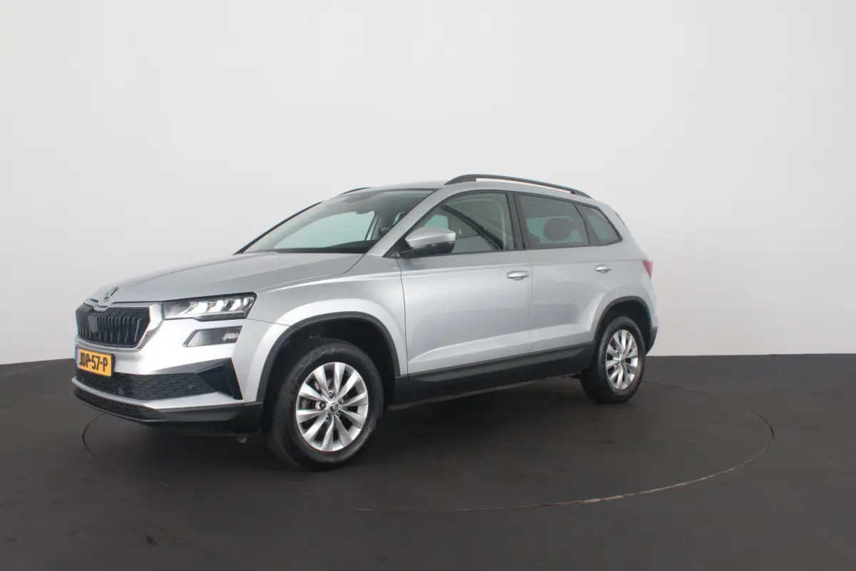 1.0 TSI Business Edition > Camera/Navi/Comfort-pakket/keyless...