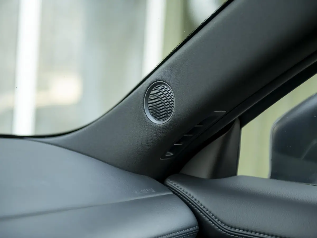 2.5 SkyActiv-G 194pk Homura | Trekhaak wegklapbaar | Navi | Stoel- en stuurverwarming | Apple Carplay / Android Auto