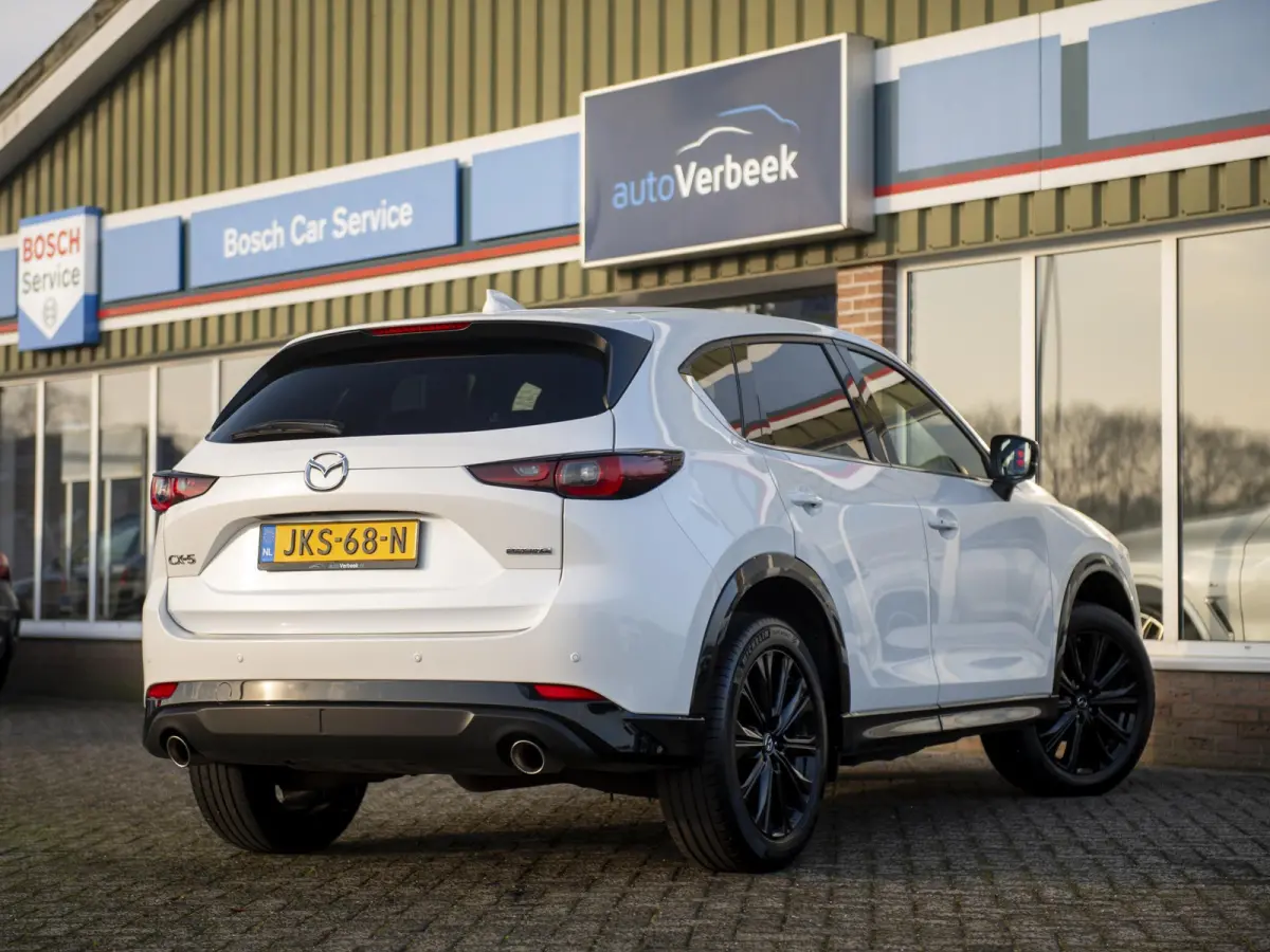2.5 SkyActiv-G 194pk Homura | Trekhaak wegklapbaar | Navi | Stoel- en stuurverwarming | Apple Carplay / Android Auto
