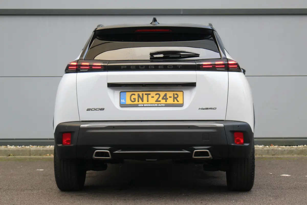 1.2 Hybrid 136 GT | Adap. Cruise C. | Camera | Keyless | Full LED | 17" LMV | Navi | Privacy Glass | Climate Control | Adap. Cruise C. | Camera | Keyless | Full LED | 17" LMV | Navi | Privac